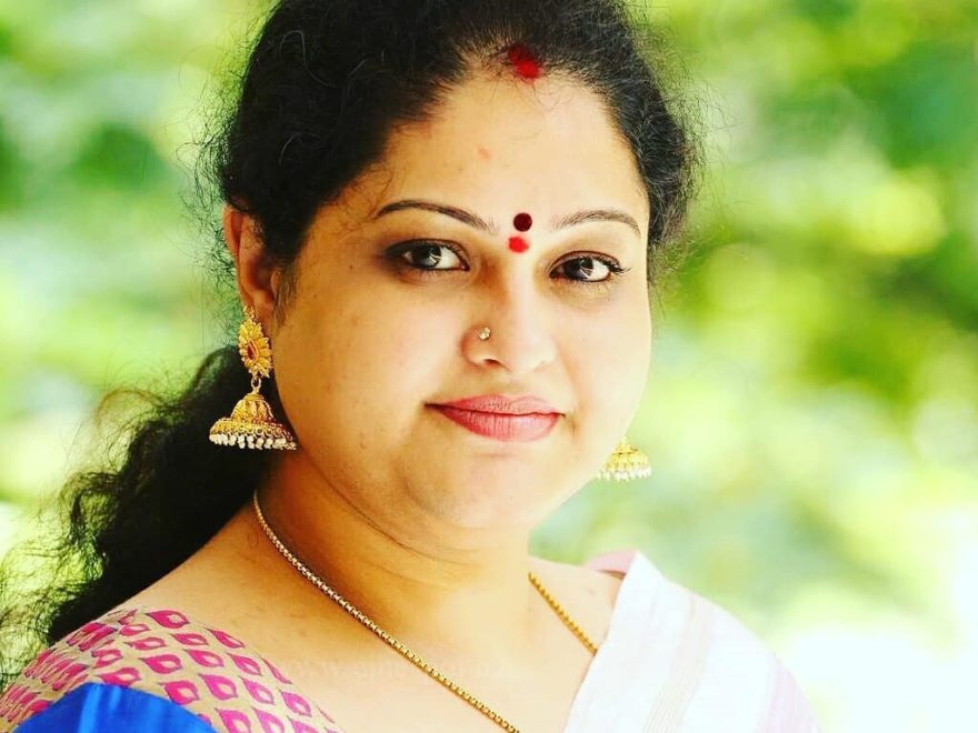 Raasi Age, Wiki, Biography, Family, Height, Net Worth, Husband, Images